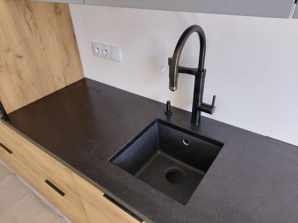 Granitowy zlew kuchenny
