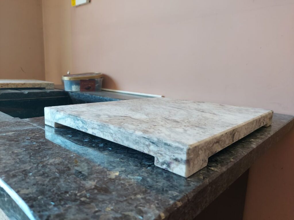 Granitowa deska do krojenia