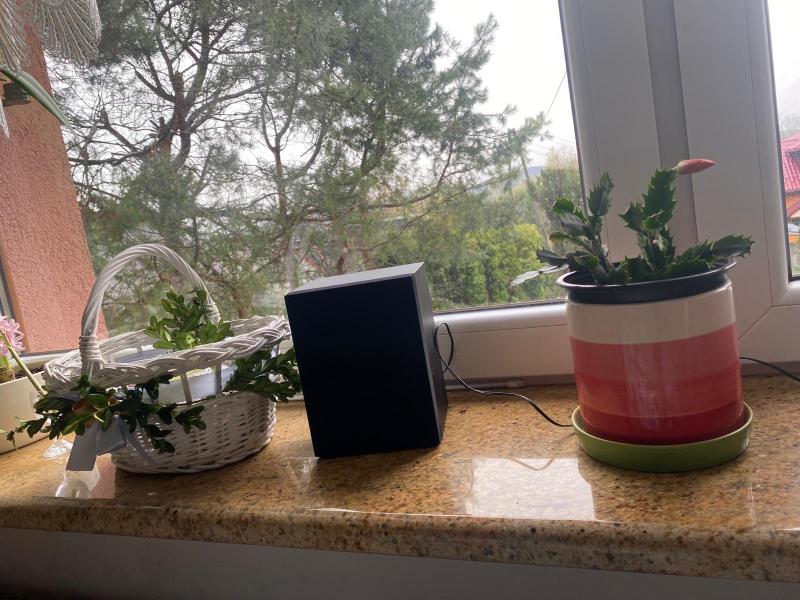 Ostateczny wygląd okna Wykończenie parapetu: jasny granit