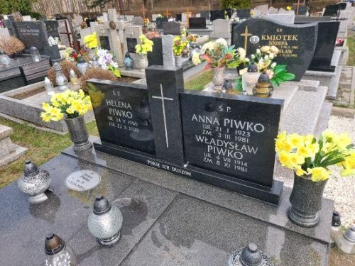 Nagrobek granitowy jasny szary pojedynczy Granmarys Jaworzno Śląsk pomniki cmentarne